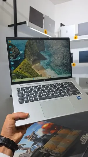 New Laptop HP EliteBook 840 G9 16GB Intel Core i7 SSD 512GB