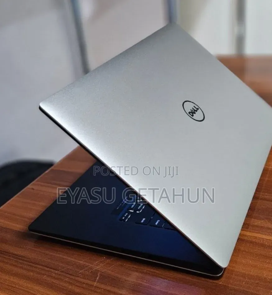New Laptop Dell XPS 15 16GB Intel Core i7 SSD 512GB