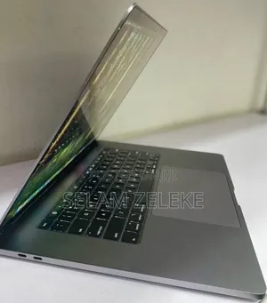 New Laptop Apple MacBook Pro 16GB Intel Core i9 SSD 1T