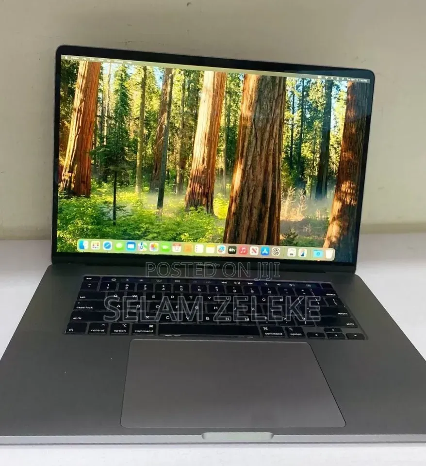 New Laptop Apple MacBook Pro 16GB Intel Core i9 SSD 1T
