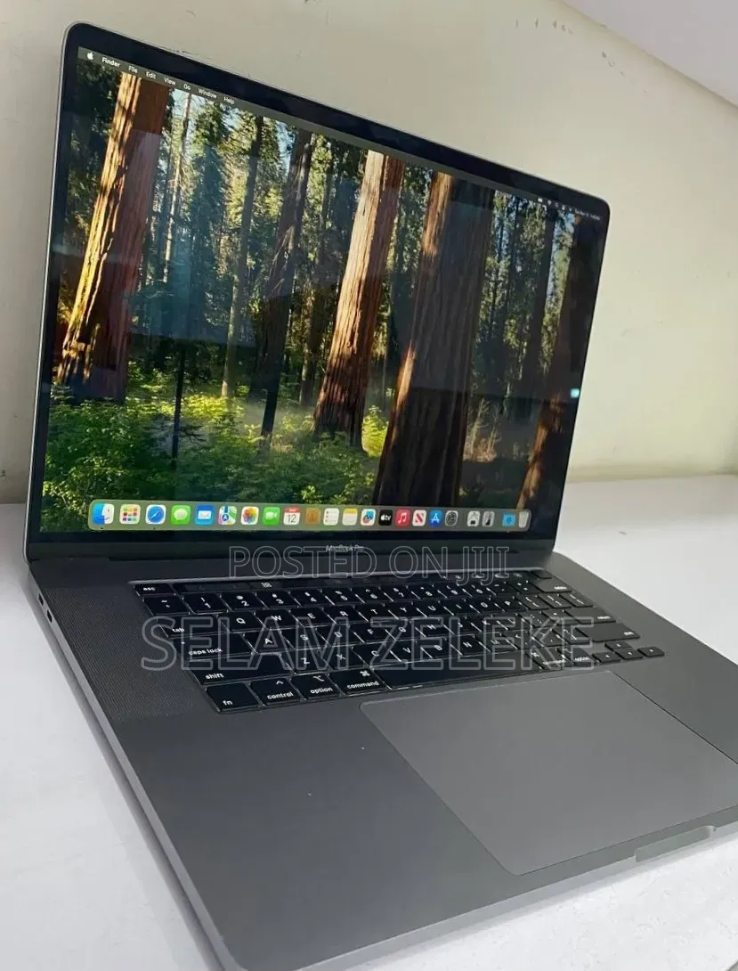 New Laptop Apple MacBook Pro 16GB Intel Core i9 SSD 1T