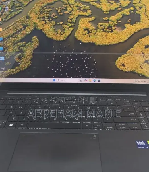 New Laptop Asus Vivobook 15 16GB Intel Core Ultra 9 SSD 512GB