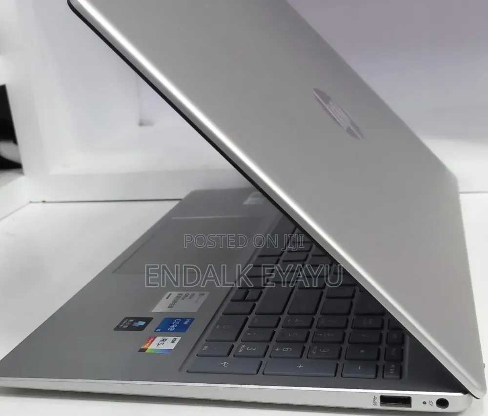 New Laptop HP 16GB Intel Core i5 SSD 1T