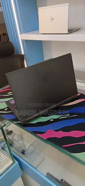 New Laptop MSI Cyborg 15 16GB Intel Core i7 SSD 1T