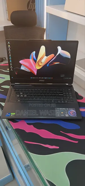 New Laptop MSI Cyborg 15 16GB Intel Core i7 SSD 1T