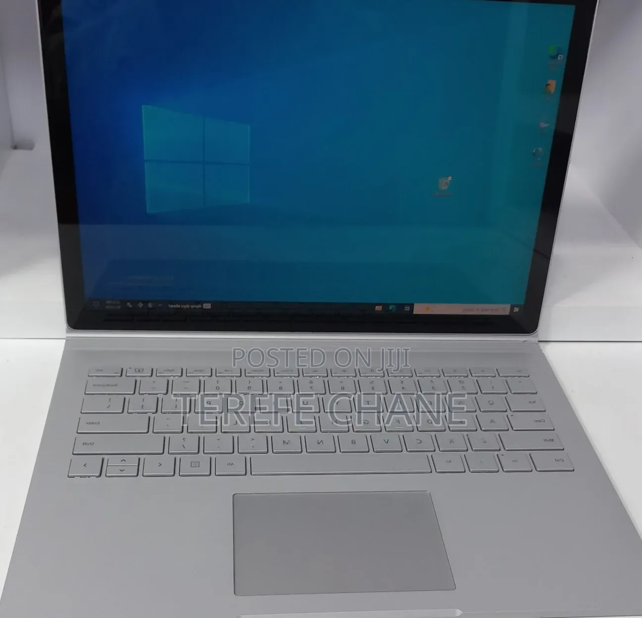 New Laptop Microsoft Surface Book 2 16GB Intel Core i7 SSD 512GB