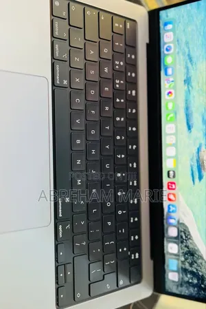 New Laptop Apple MacBook Pro 2021 M1 16GB Apple M1 Pro SSD 512GB