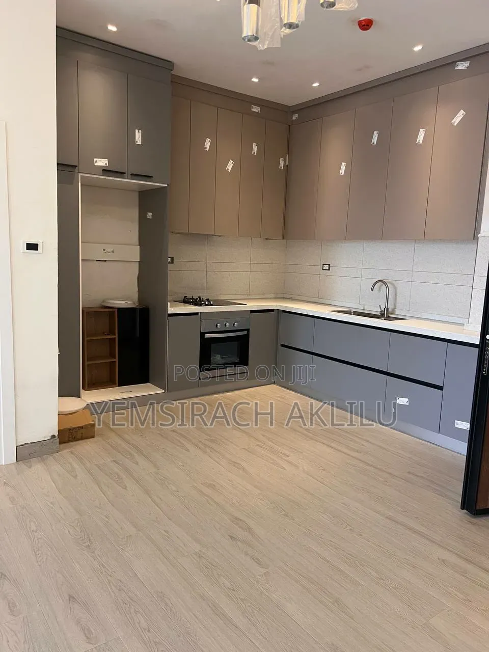 3bdrm Apartment in Kirkos for sale