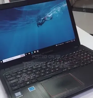New Laptop Asus X555YA 8GB Intel Core i5 SSD 256GB