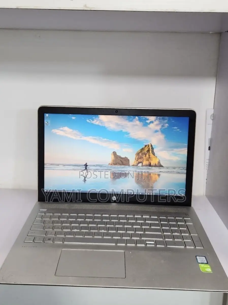 New Laptop HP Pavilion 15 8GB Intel Core i5 HDD 1T