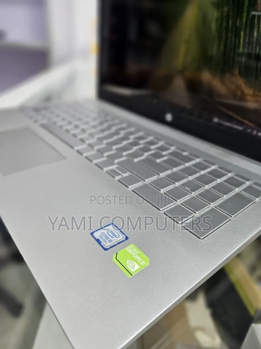 New Laptop HP Pavilion 15 8GB Intel Core i5 HDD 1T