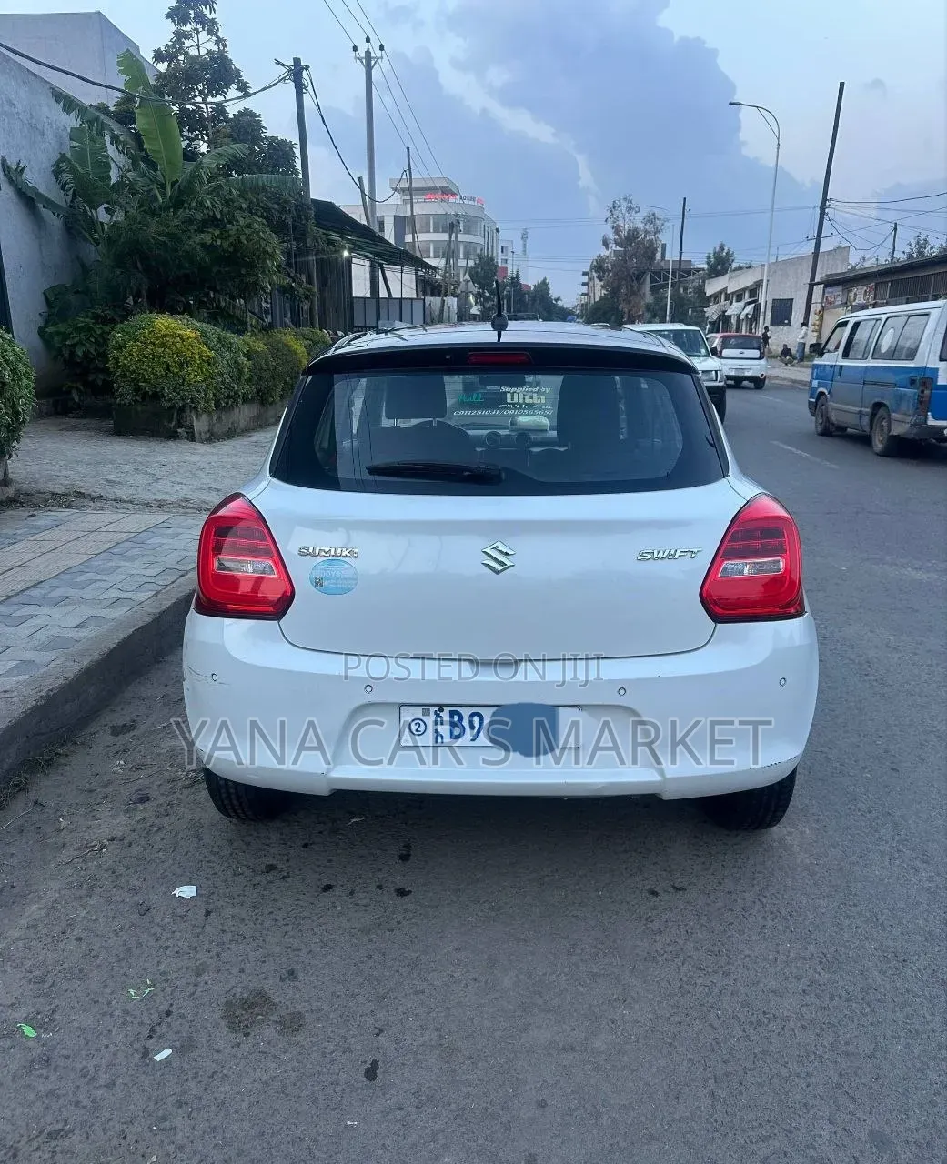 Suzuki Swift 2021 White
