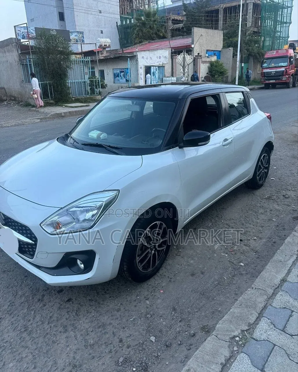Suzuki Swift 2021 White