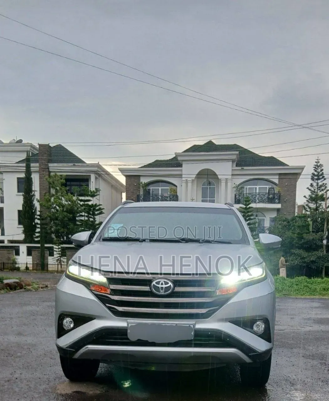 Toyota Rush 2021 Silver
