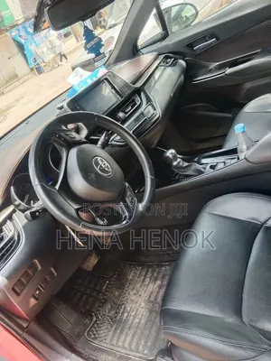 Toyota C-HR 2020 Red