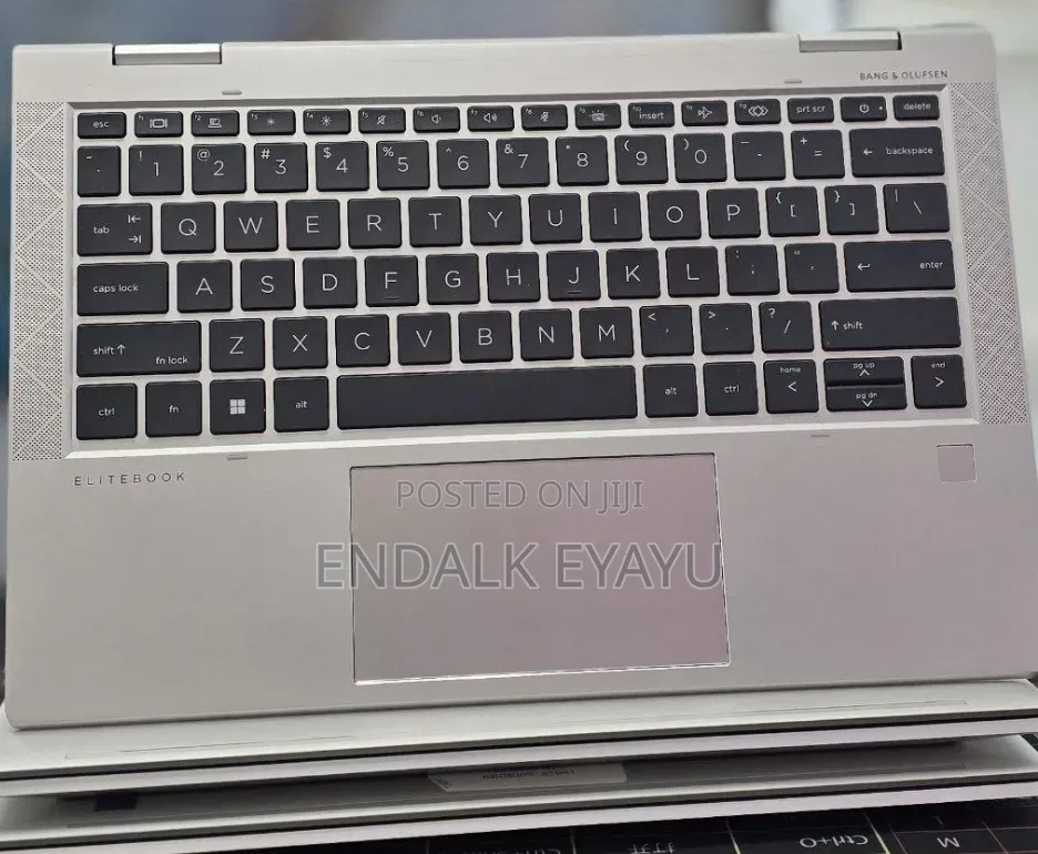 New Laptop HP EliteBook 830 G8 32GB Intel Core i7 SSD 512GB