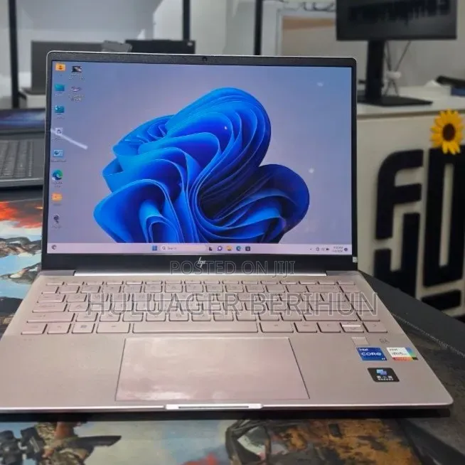 New Laptop HP Pavilion 14 16GB Intel Core i7 SSD 1T