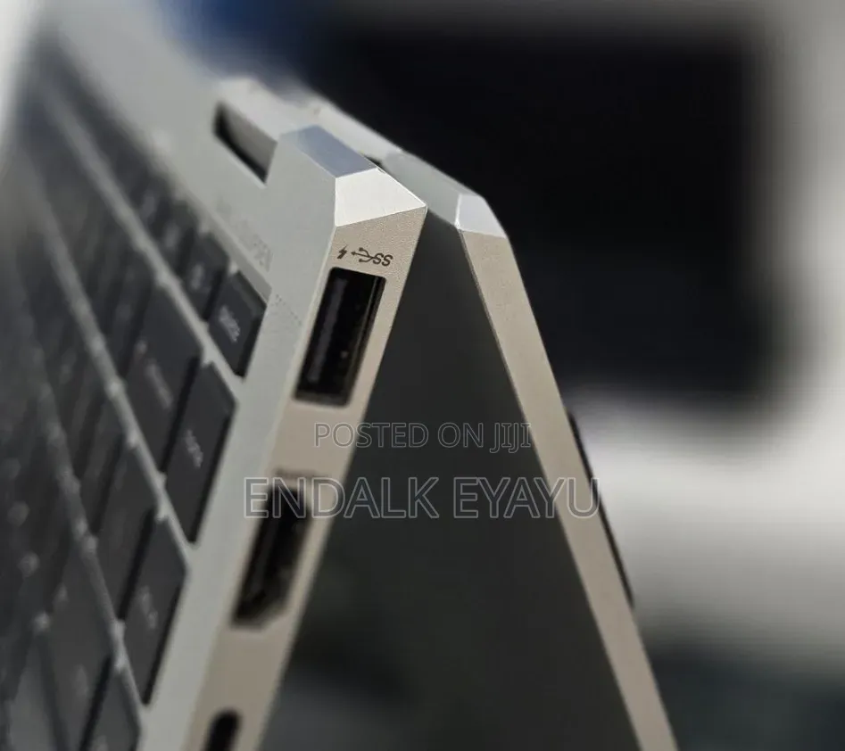 New Laptop HP EliteBook 1040 G8 16GB Intel Core i7 SSD 512GB