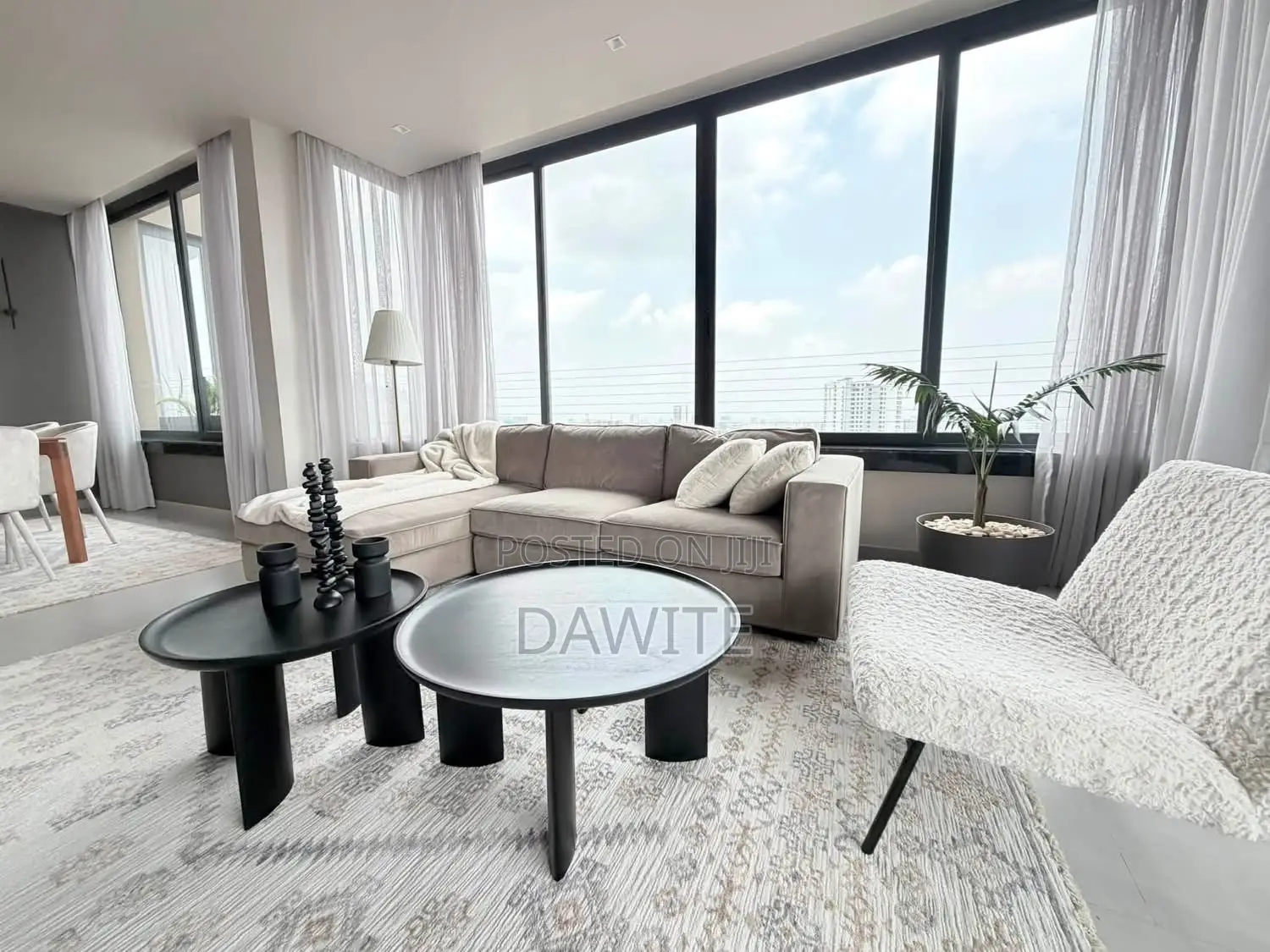 Furnished 3bdrm Apartment in Bole for sale