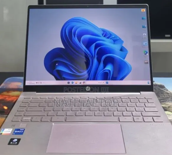 New Laptop HP Pavilion 14 16GB Intel Core i7 SSD 512GB