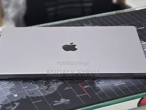 New Laptop Apple MacBook Pro 2023 M2 16GB Apple M2 SSD 512GB