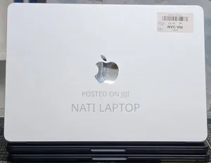 New Laptop Apple MacBook Air 2025 M4 16GB Apple M4 SSD 256GB