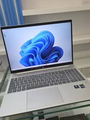 New Laptop HP 16GB Intel Core i7 SSD 1T