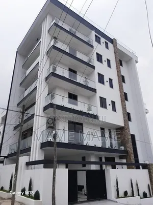 10bdrm House in Addis Abeba, Bole for sale
