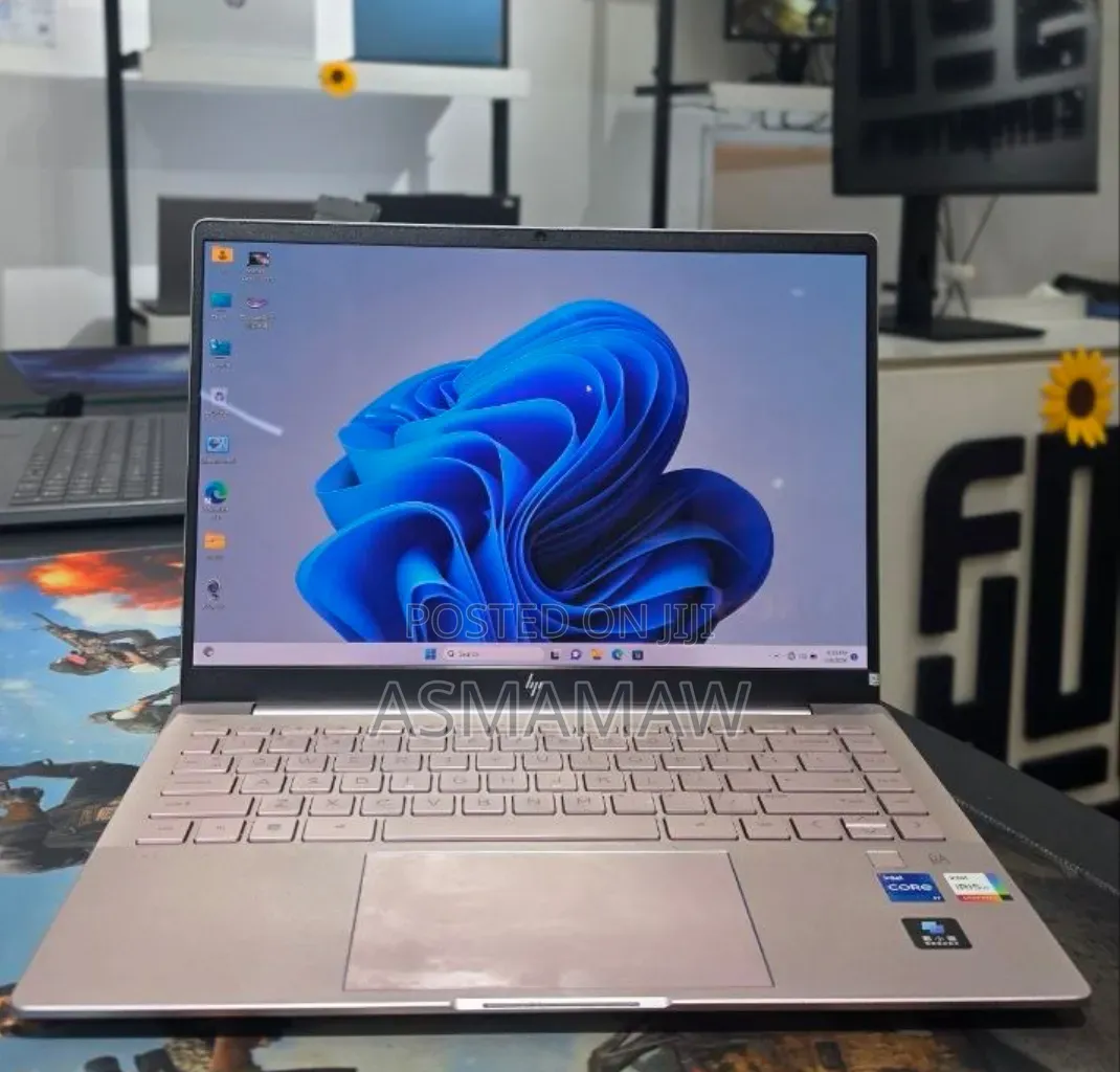 New Laptop HP Pavilion 14 16GB Intel Core i7 SSD 1T