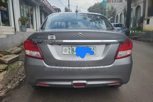 Suzuki Dzire 2022 Silver