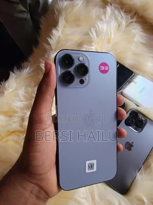 New Apple iPhone 15 Pro 256 GB