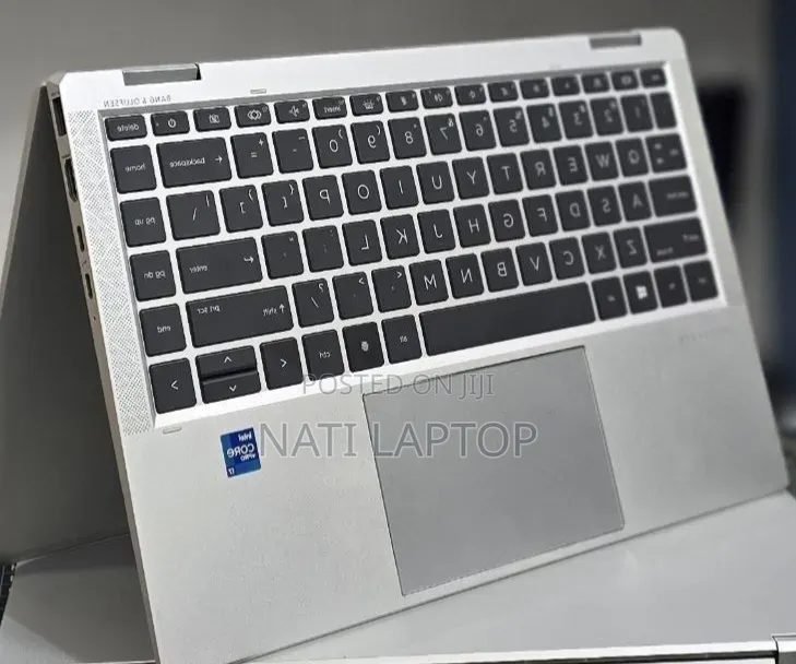 New Laptop HP EliteBook 1040 G8 16GB Intel Core i7 SSD 512GB