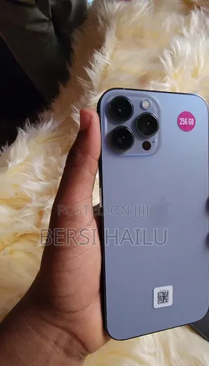New Apple iPhone 15 Pro 256 GB