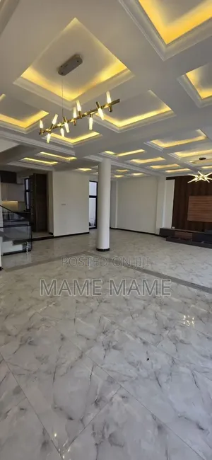 7bdrm House in Addis Abeba, Bole for sale
