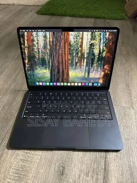 Laptop Apple MacBook Air 2025 M4 16GB Apple M4 SSD 500GB