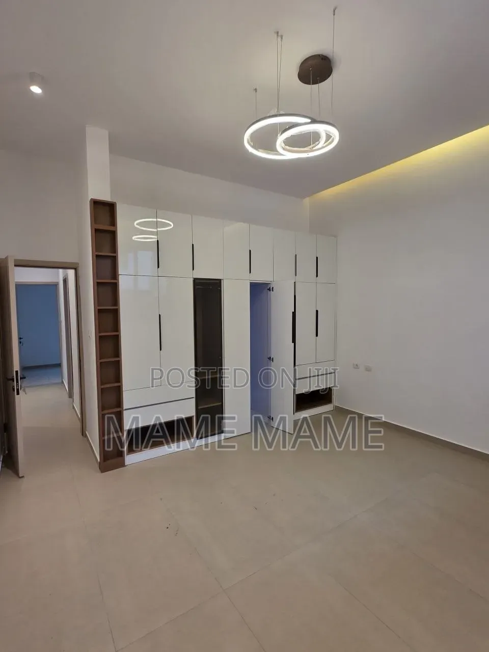 5bdrm House in Addis Abeba, Bole for sale