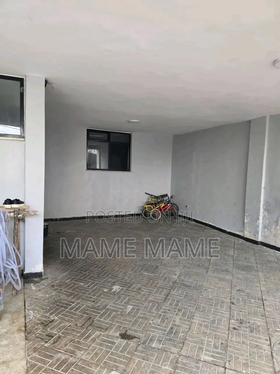6bdrm House in Addis Abeba, Bole for sale