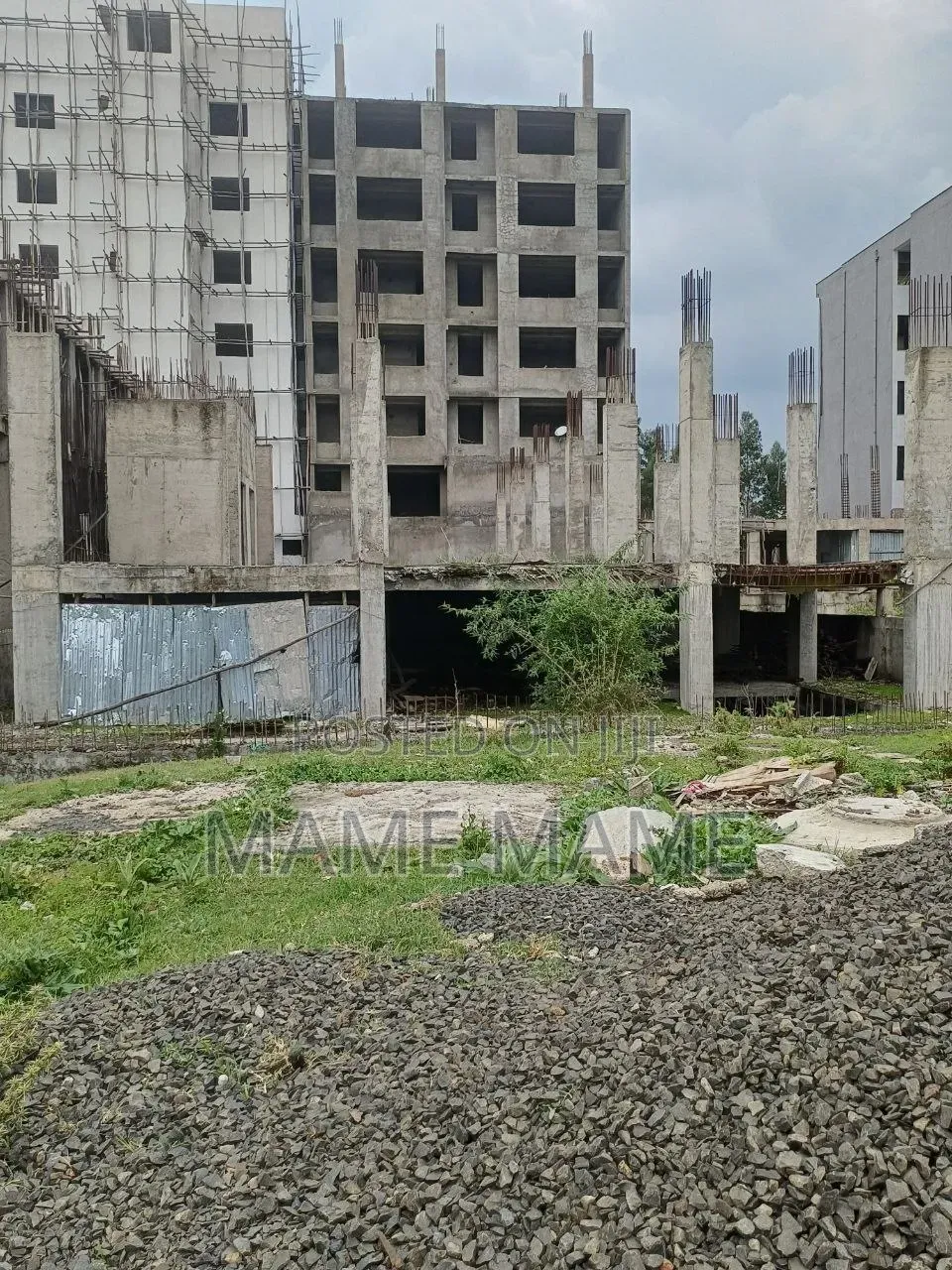 10bdrm House in Addis Abeba, Bole for sale