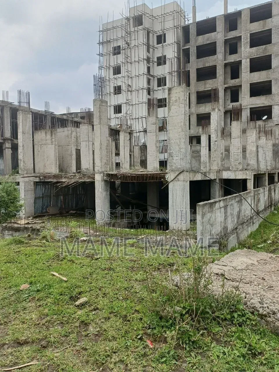 10bdrm House in Addis Abeba, Bole for sale