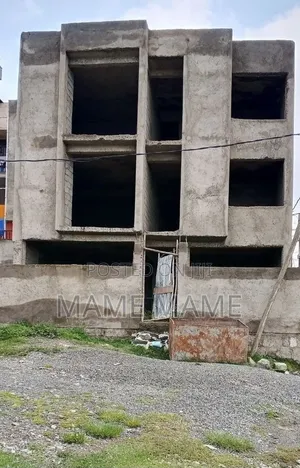 5bdrm House in Addis Abeba, Bole for sale