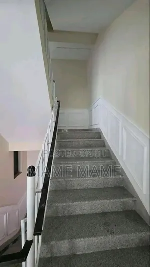 6bdrm House in Addis Abeba, Bole for sale