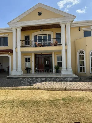 5bdrm House in Tafo Area, Bole for sale