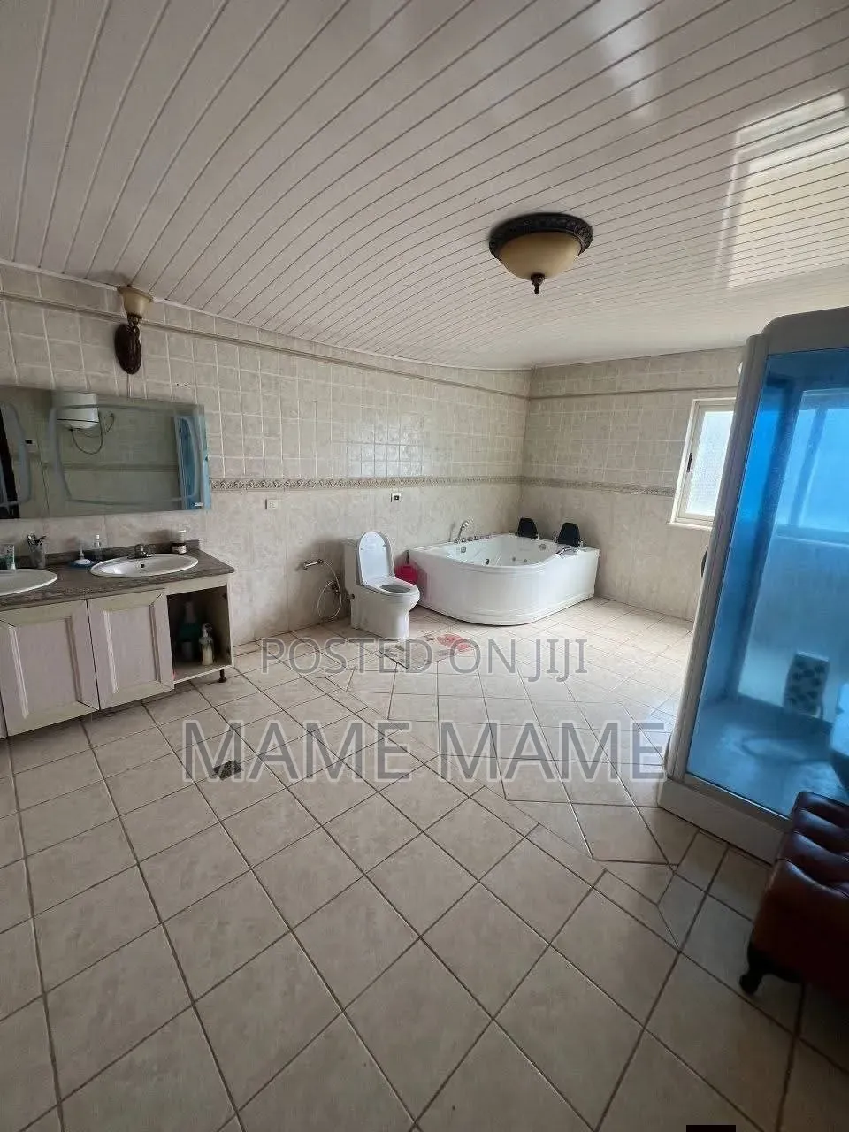 5bdrm House in Tafo Area, Bole for sale