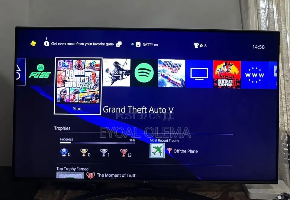 PS4 Slim + 2 Joysticks + Games (Ghost of Tsushima, RDR2, GTA 5)