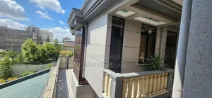 8bdrm House in Addis Abeba, Bole for sale