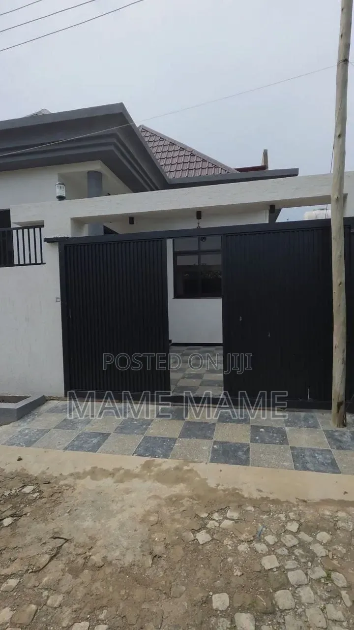 3bdrm House in Addis Abeba, Bole for sale