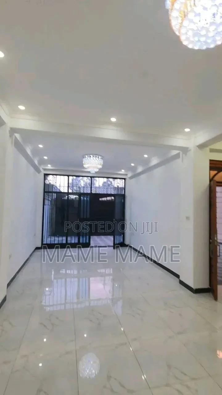 6bdrm House in Addis Abeba, Bole for sale