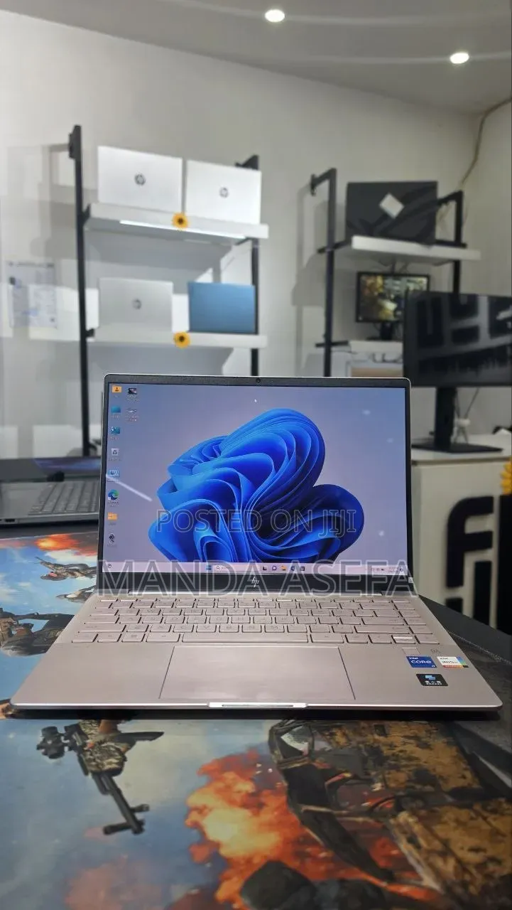 New Laptop HP Pavilion 14 16GB Intel Core i7 SSD 1T