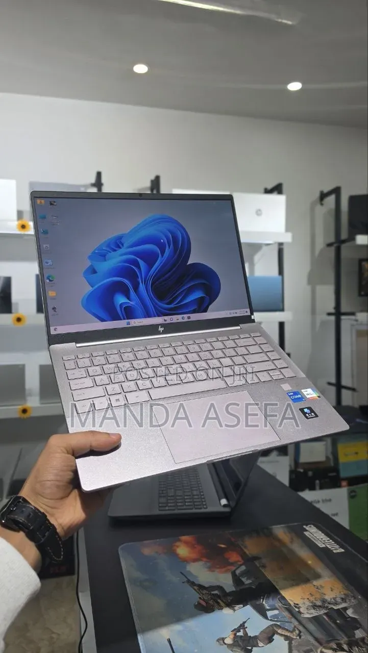 New Laptop HP Pavilion 14 16GB Intel Core i7 SSD 1T