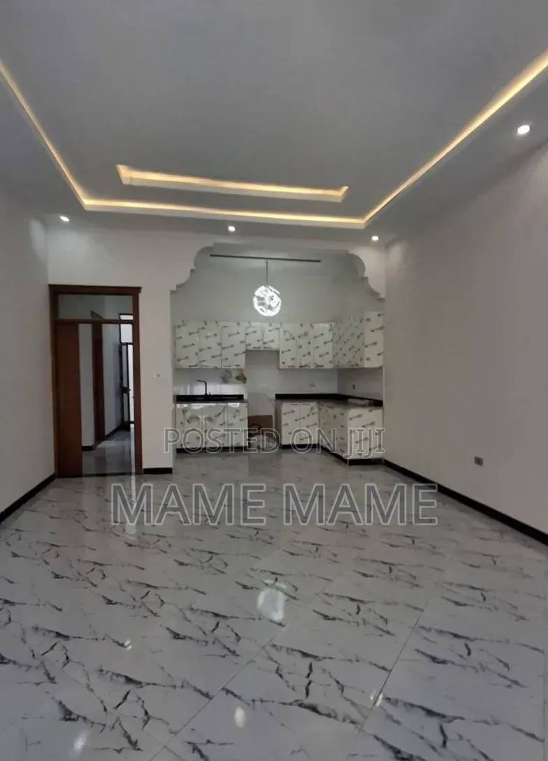5bdrm Villa in Addis Abeba, Bole for sale